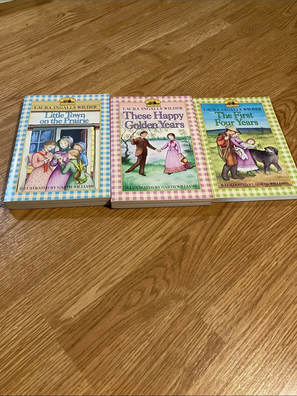 Laura Ingalls Wilder Little House on Prairie Plaid paperback set of 9 + 1 extra
